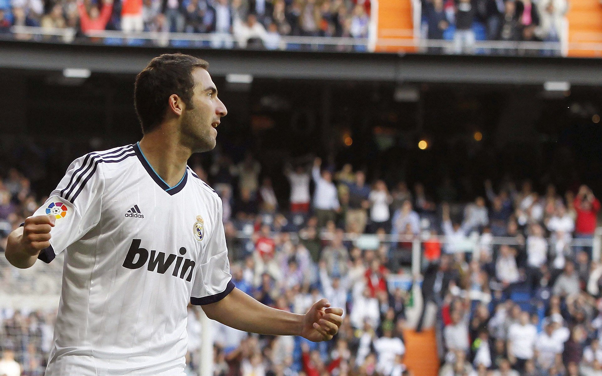 沙特提前终结悬念，巴西末节惊魂，布雷默接管比赛，改写剧本的十分钟