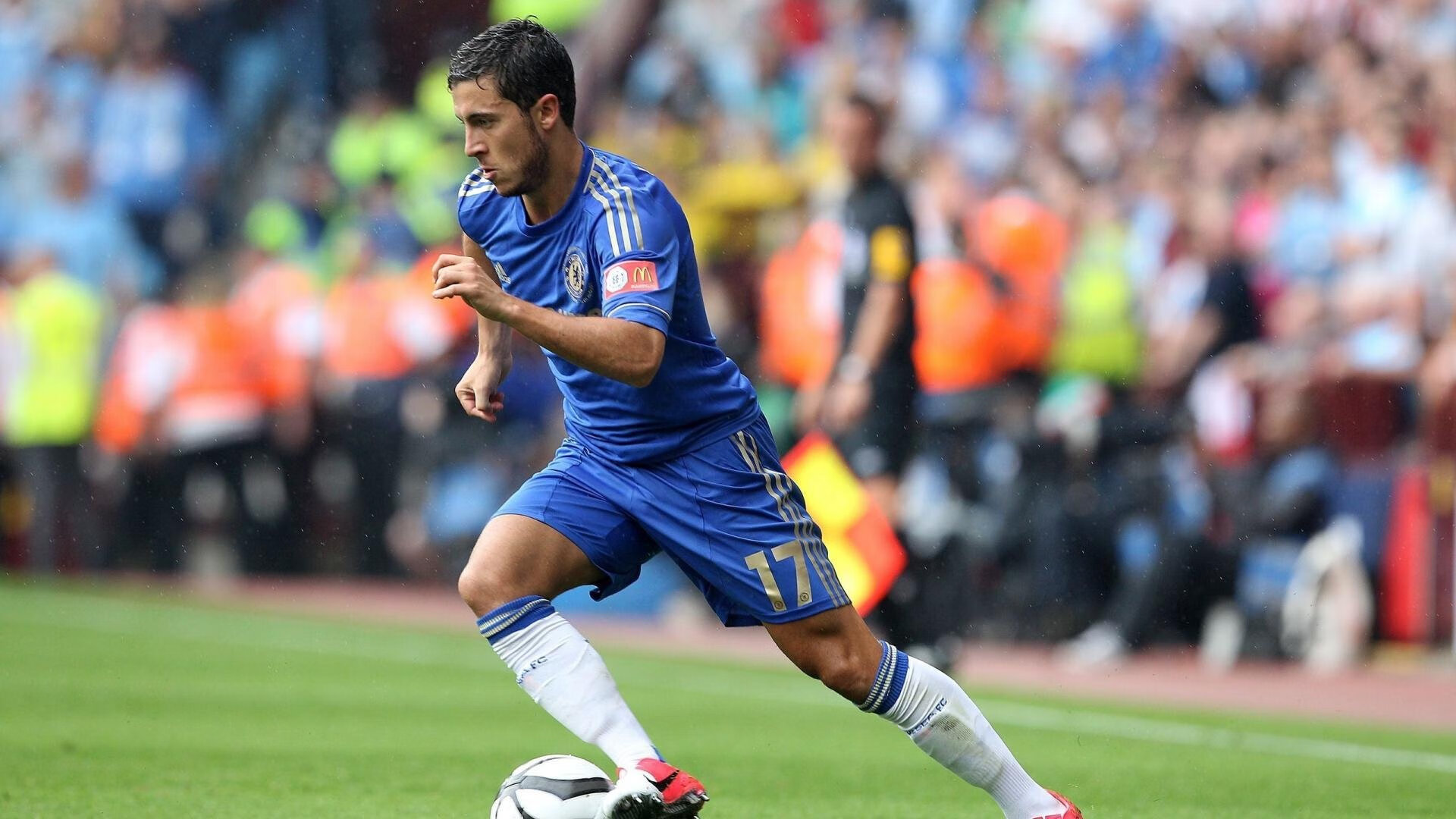 从魔术险胜到世界杯接管，小贾伦·杰克逊的双重征服